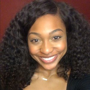 Meet your Posher, Ariel